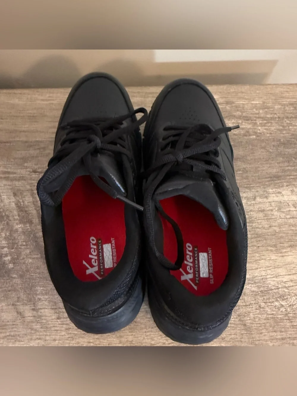 Xelero Performance Black Leather Slip Resistant Sneakers X97400D Women’s Sz 8